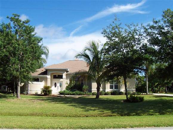 4672 Canard Road Melbourne, FL 32934 - Photo 1 of 8 Primary Photo