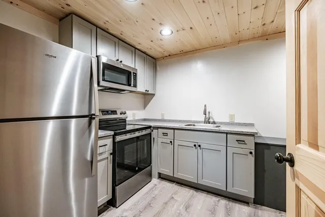 $740,000 | 9 Woodland Way, Unit LOT 4, Bethel, ME 04217