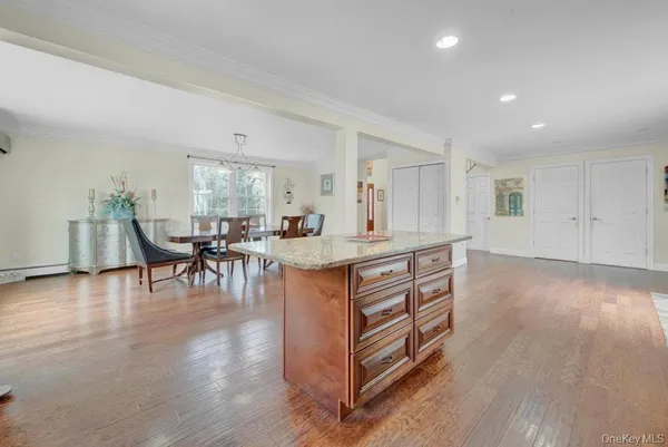 $1,899,950 | 75 North Airmont Road, Suffern, NY 10901