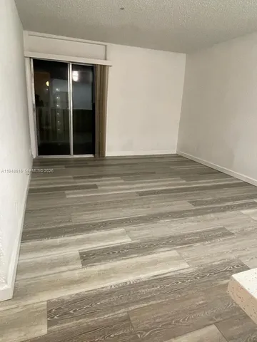 $2,295 | 4550 Northwest 9th Street, Unit 801E, Miami, FL 33126