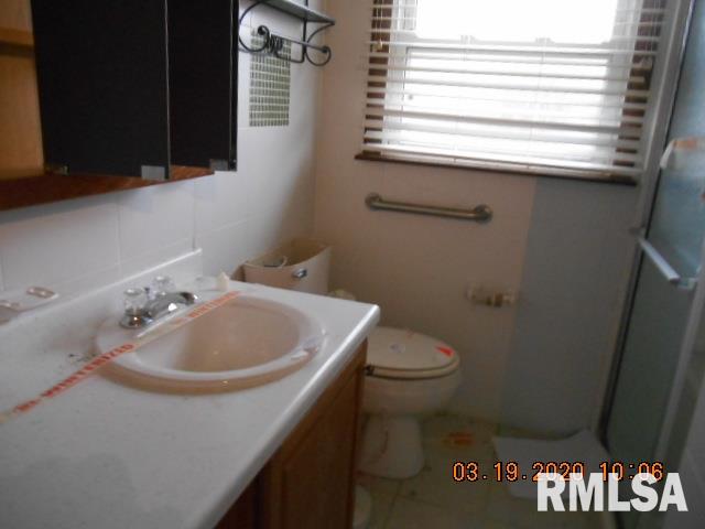 405 3rd Street Colp, IL 62918 - Photo 7 of 15