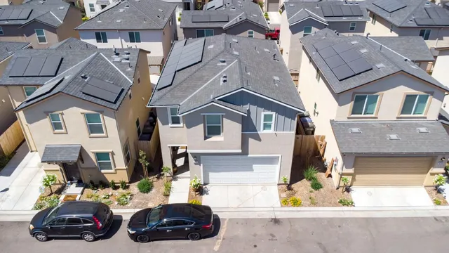 $445,000 | 6294 East Riesling Drive, Fresno, CA 93727