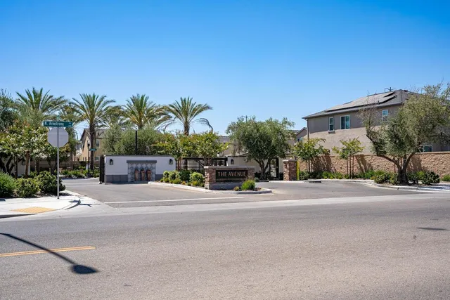 $445,000 | 6294 East Riesling Drive, Fresno, CA 93727