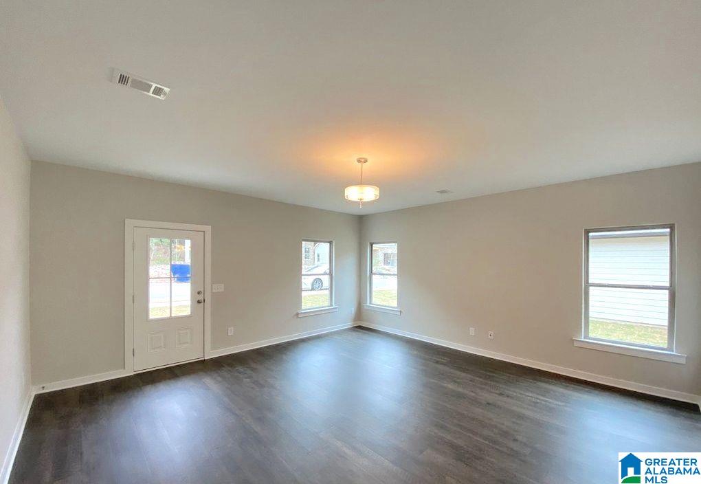 84 Victor Drive Jasper, AL 35501 - Photo 4 of 18