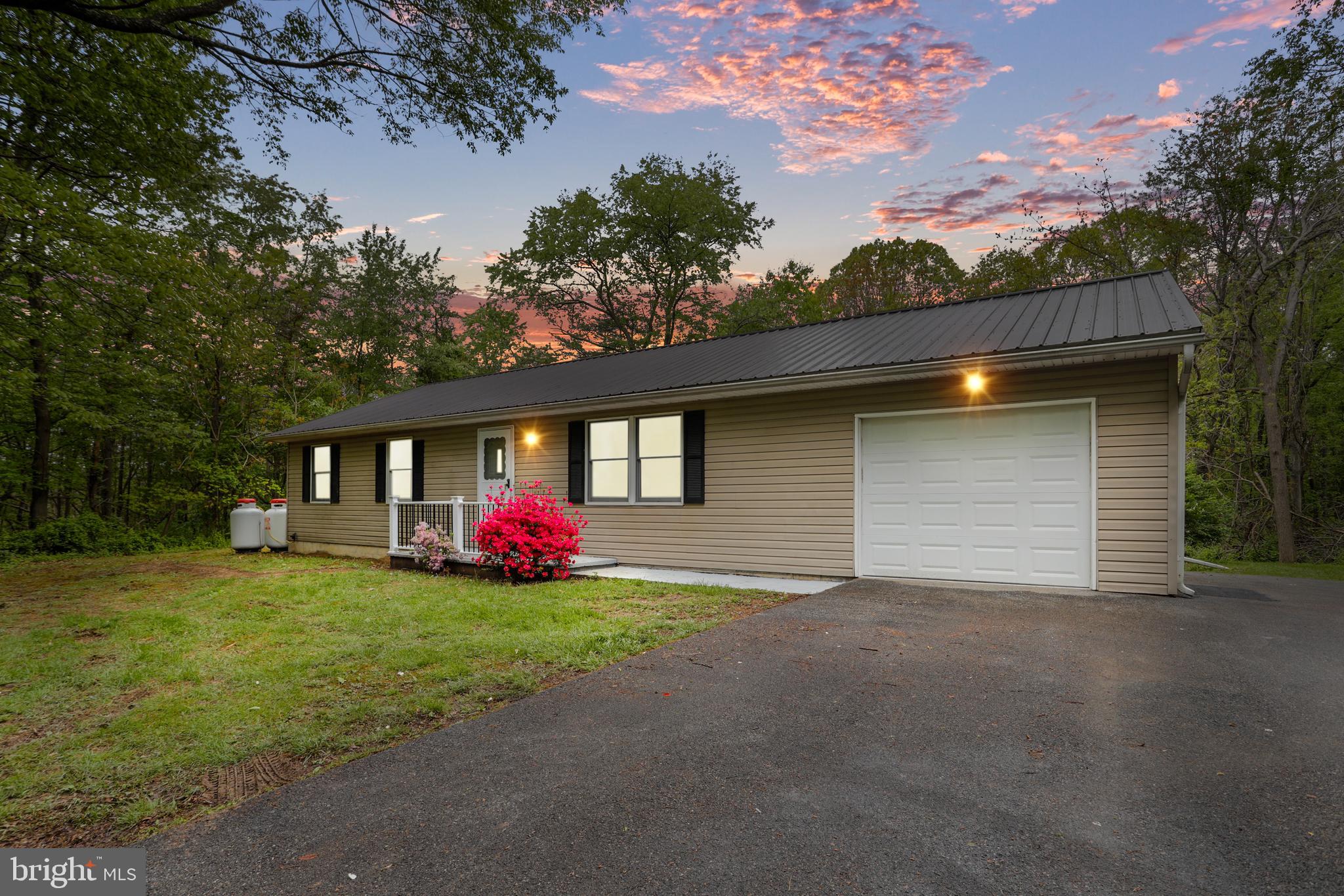 11890 Mountain Ash Road Clear Spring, MD 21722 - Photo 2 of 46 Large 3 bedroom/2 full bathroom rancher.