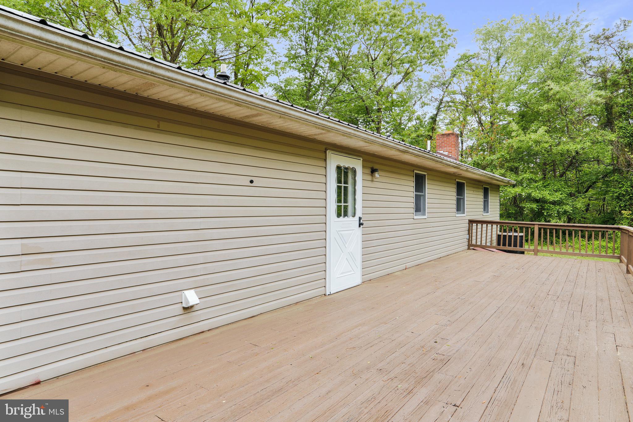 11890 Mountain Ash Road Clear Spring, MD 21722 - Photo 8 of 46
