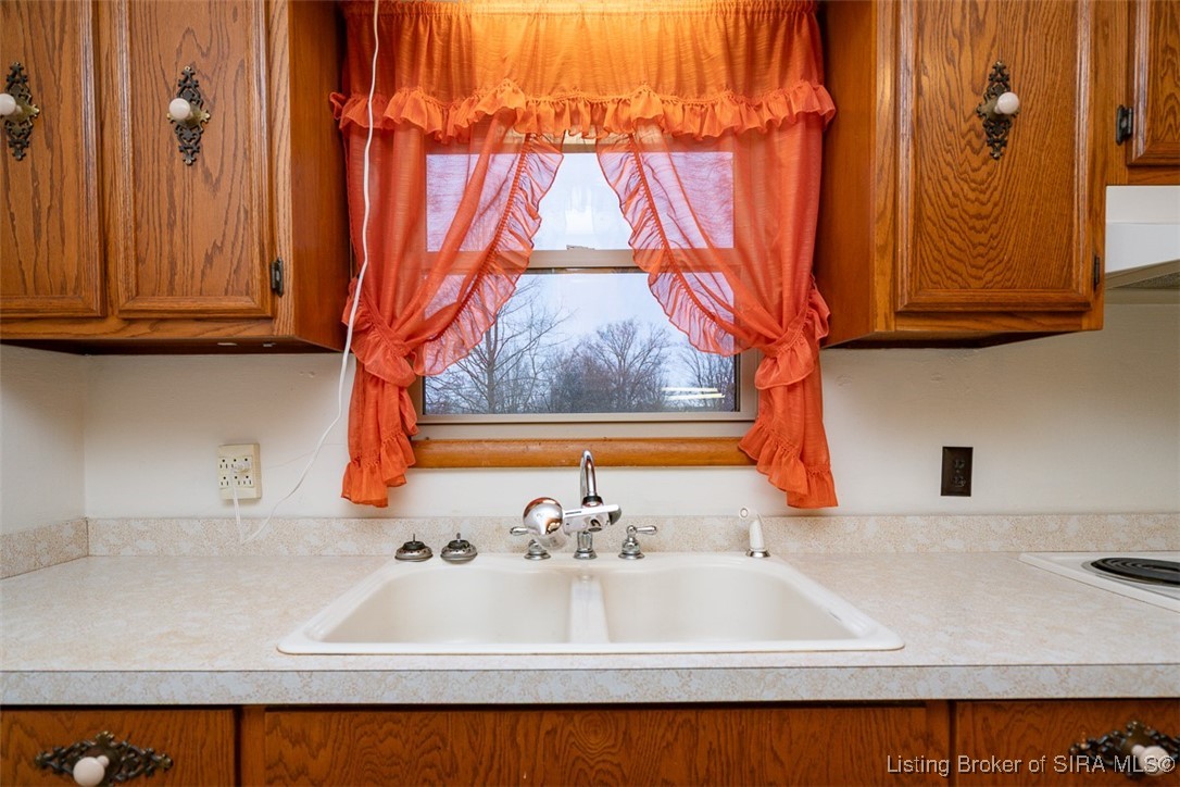 952 Capitol Boulevard Corydon, IN 47112 - Photo 29 of 73