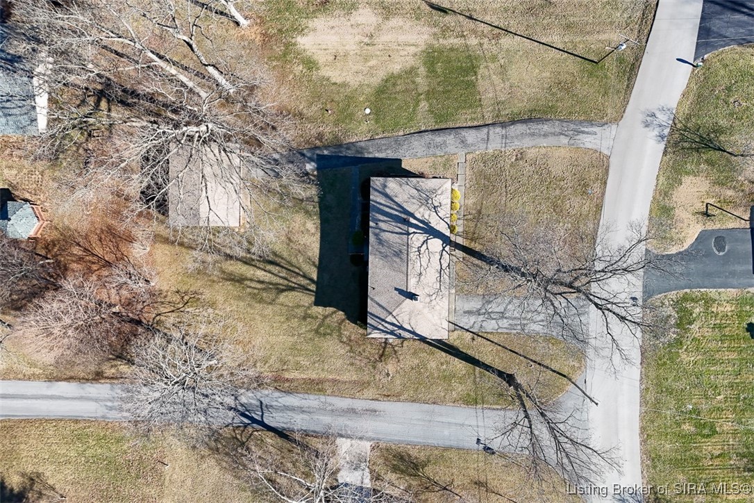 952 Capitol Boulevard Corydon, IN 47112 - Photo 6 of 73