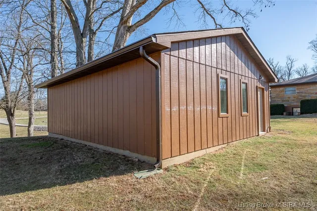 952 Capitol Boulevard, Corydon, IN 47112