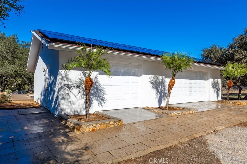 6472 Rainbow Heights Road Rainbow, CA 92028 - Photo 5 of 65