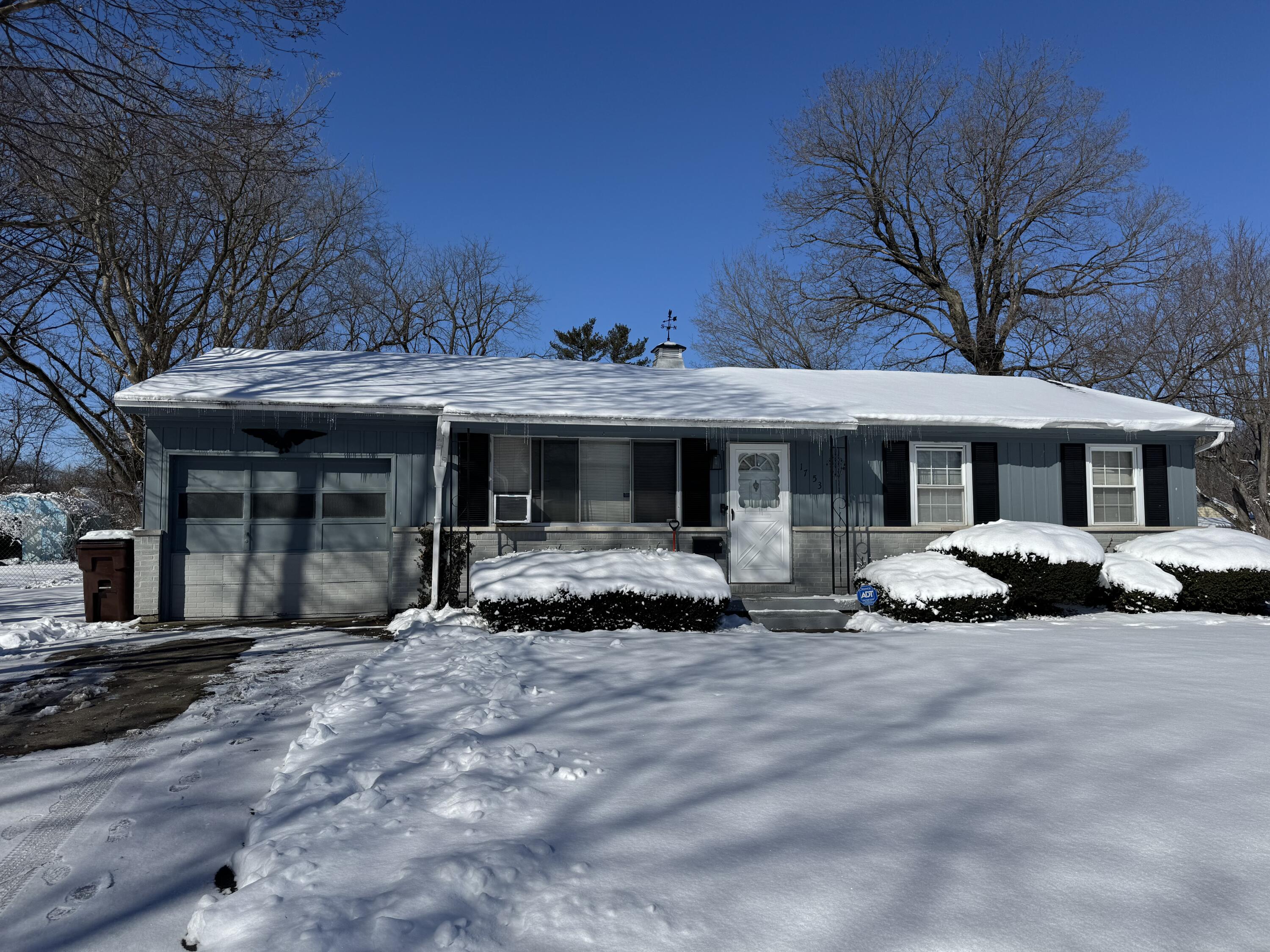 1753 Delaware Avenue Springfield, OH 45506 - Photo 2 of 15