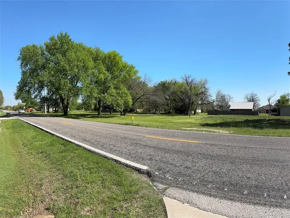 $135,000 | 1202 Sherman Street, Tioga, TX 76271