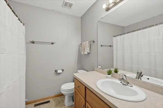 $425,000 | 21453 Lena Trail, Big Lake, MN 55309