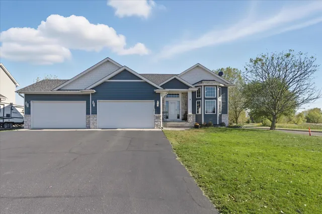 $425,000 | 21453 Lena Trail, Big Lake, MN 55309