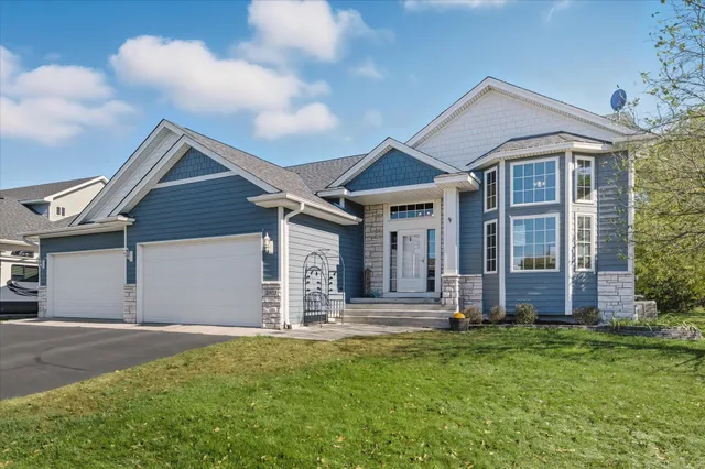 $425,000 | 21453 Lena Trail, Big Lake, MN 55309