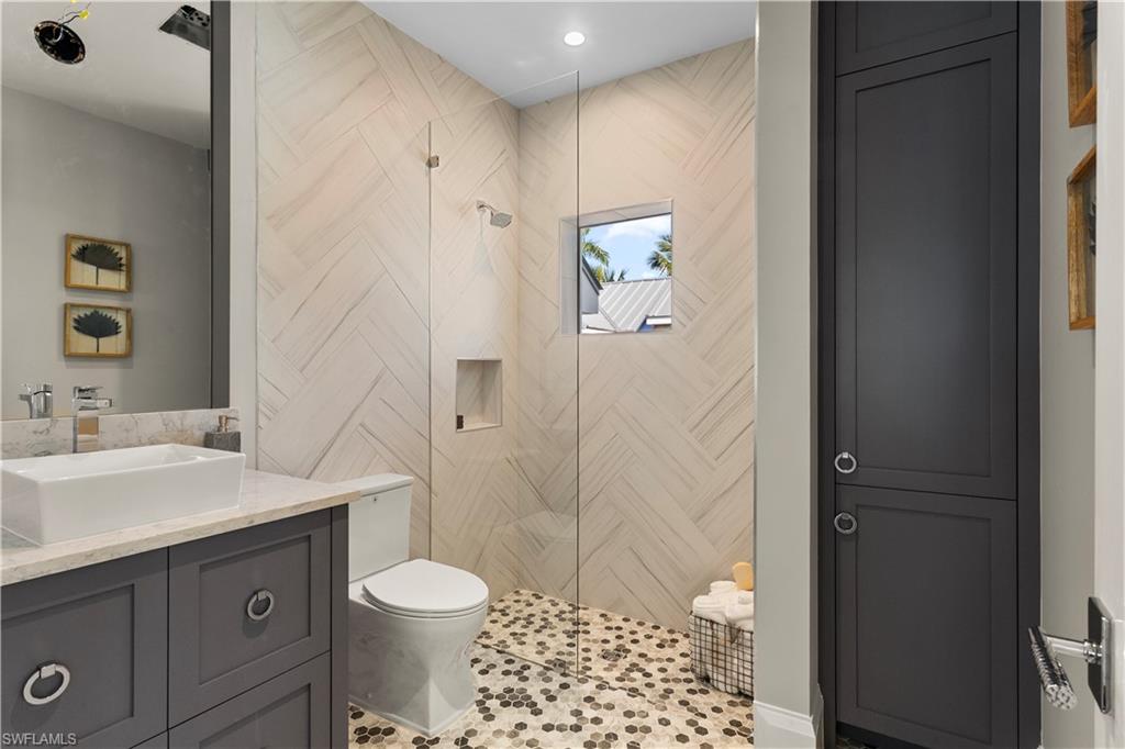 61 14th Street South Naples, FL 34102 - Photo 29 of 40