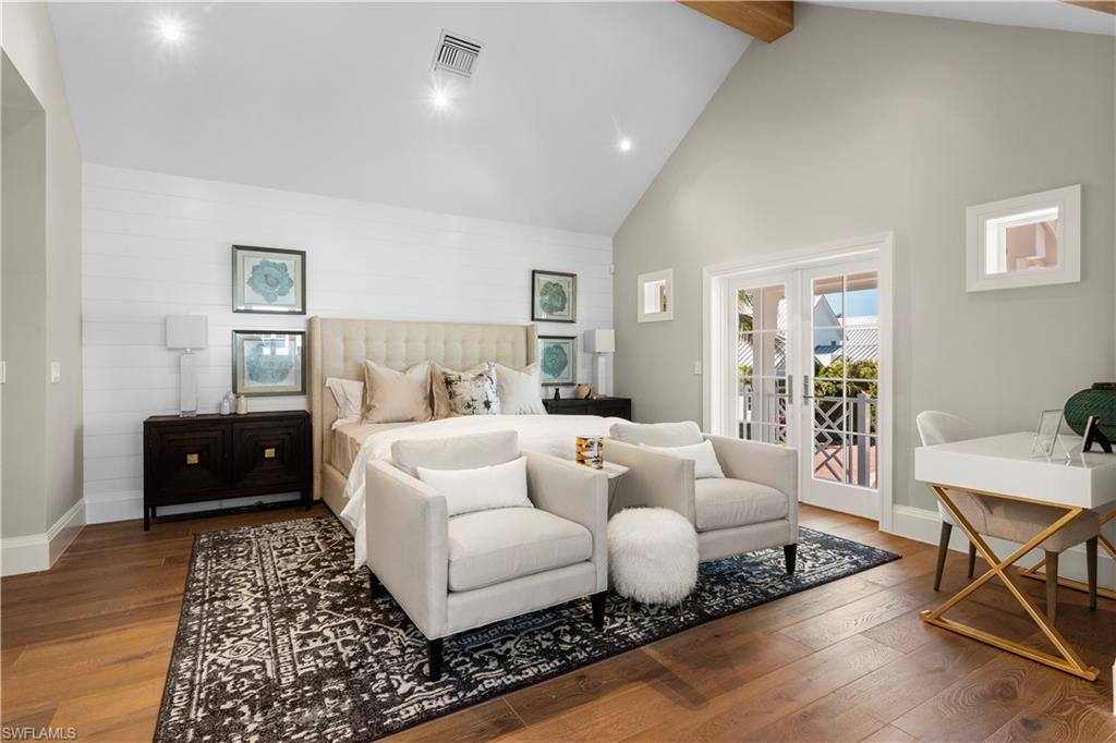61 14th Street South Naples, FL 34102 - Photo 32 of 40