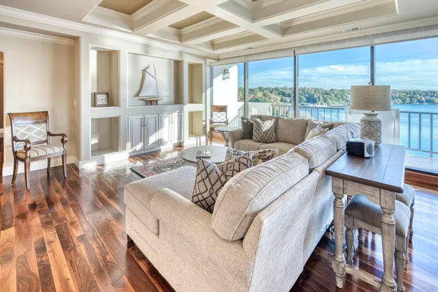 $1,499,000 | 101 Broad Street, Unit 603, Lake Geneva, WI 53147