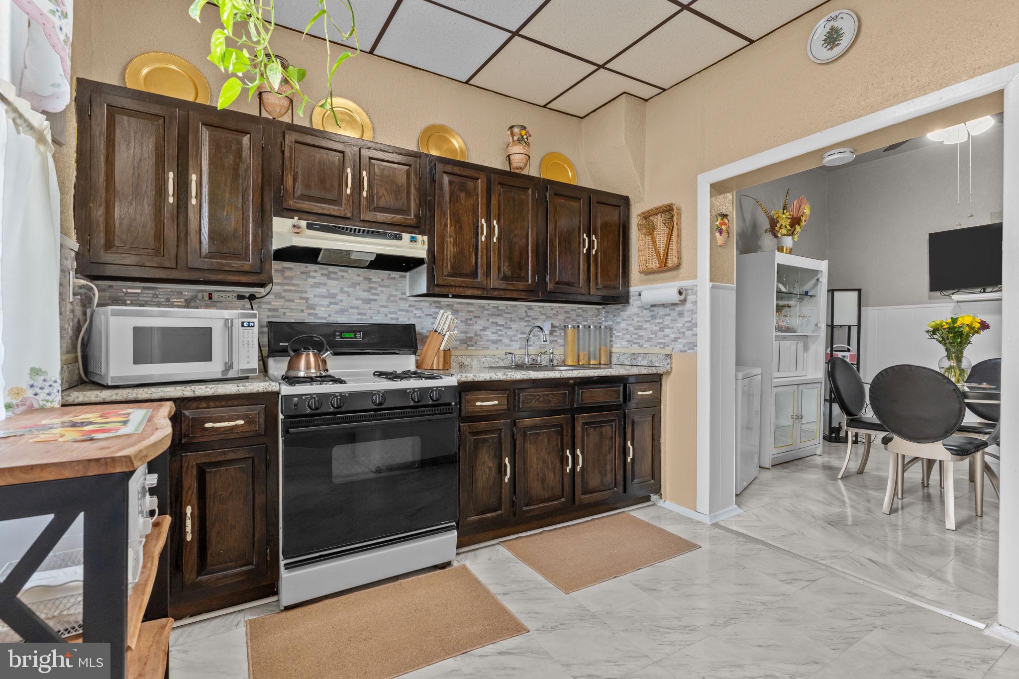 1920 South 16th Street Philadelphia, PA 19145 - Photo 13 of 28