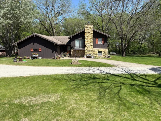 $700,000 | 5114 Northeast 46th Street, Owatonna, MN 55060