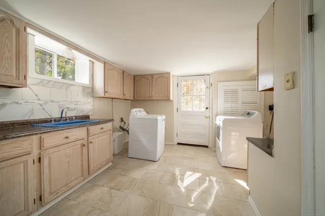 $650,000 | 36 Ford Street, Hamden, CT 06517