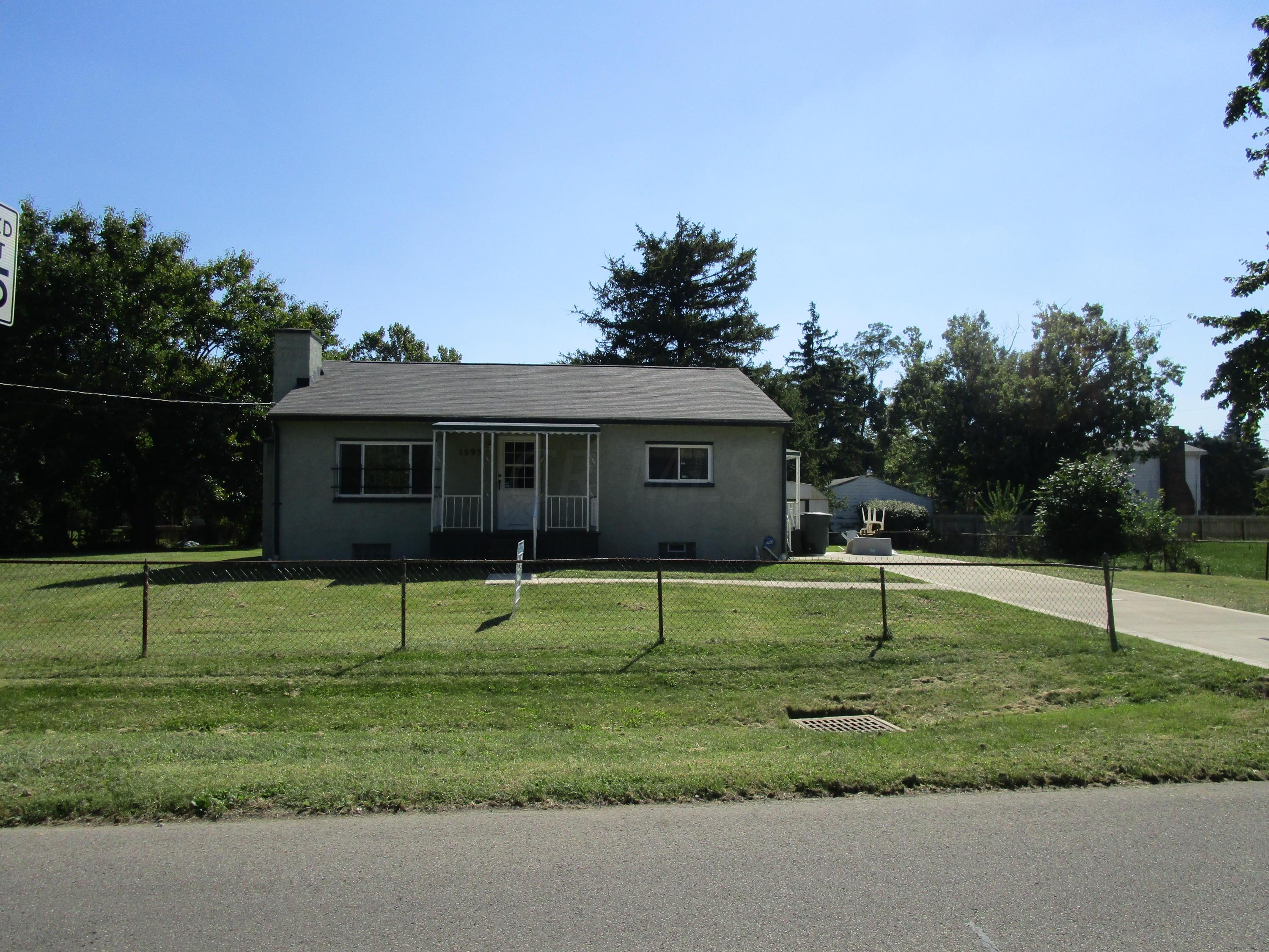 1595 Dewberry Road Columbus, OH 43207 - Photo 1 of 22 Gallery Image 1