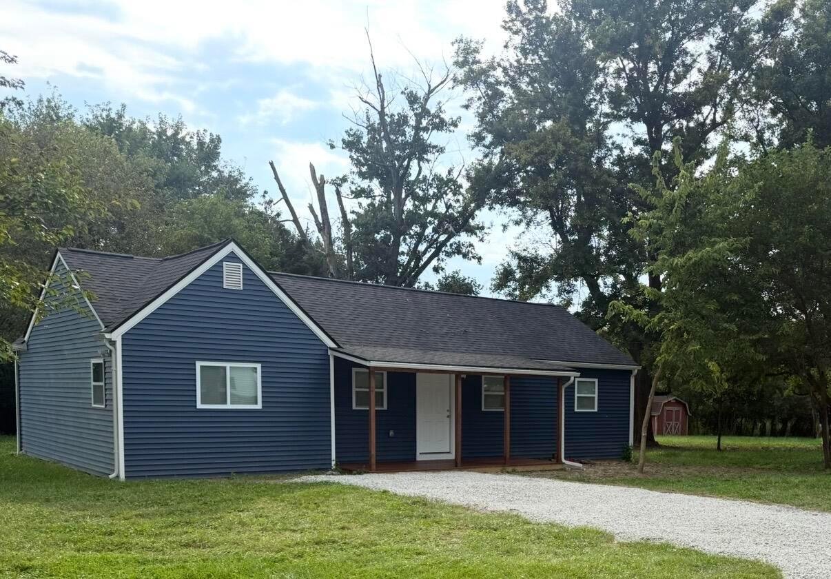 10099 Barger Road Leesburg, OH 45135 - Photo 1 of 25 IMG_7037 3