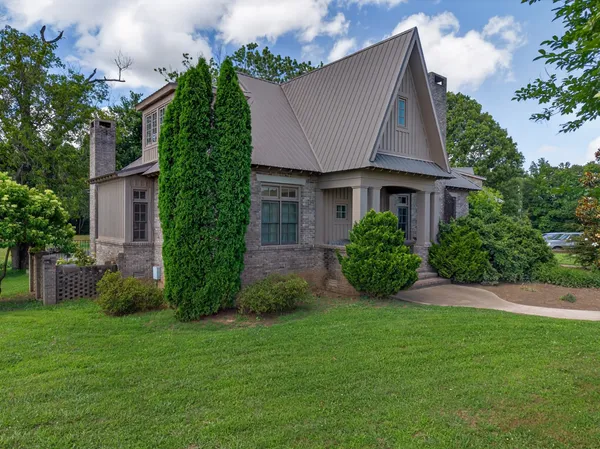 $989,900 | 123 Jones Road, Taft, TN 38488