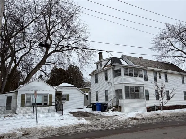 $880,000 | 50-52 Howard Street, Burlington, VT 05401