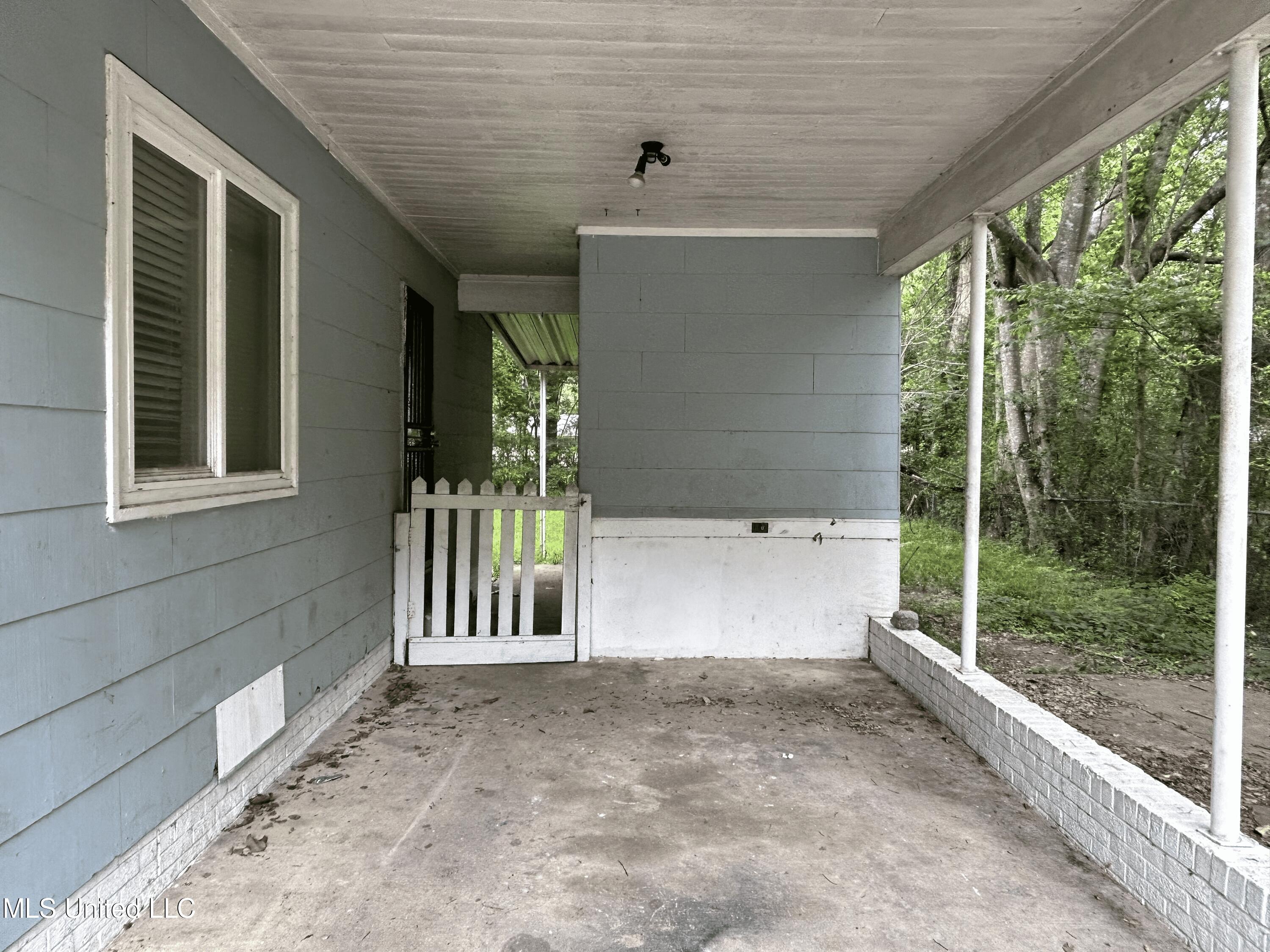748 Lawrence Road Jackson, MS 39206 - Photo 10 of 12 IMG_6960
