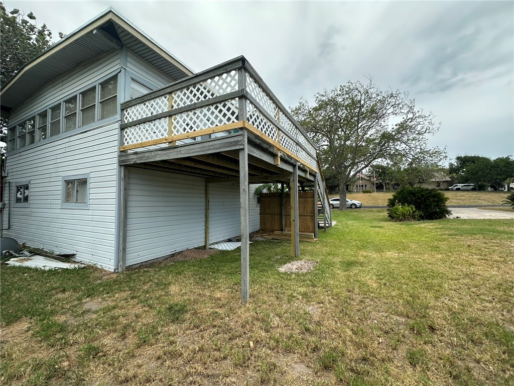 810 South Sandpiper Street Ingleside, TX 78362 - Photo 40 of 40 a view of a house with a yard