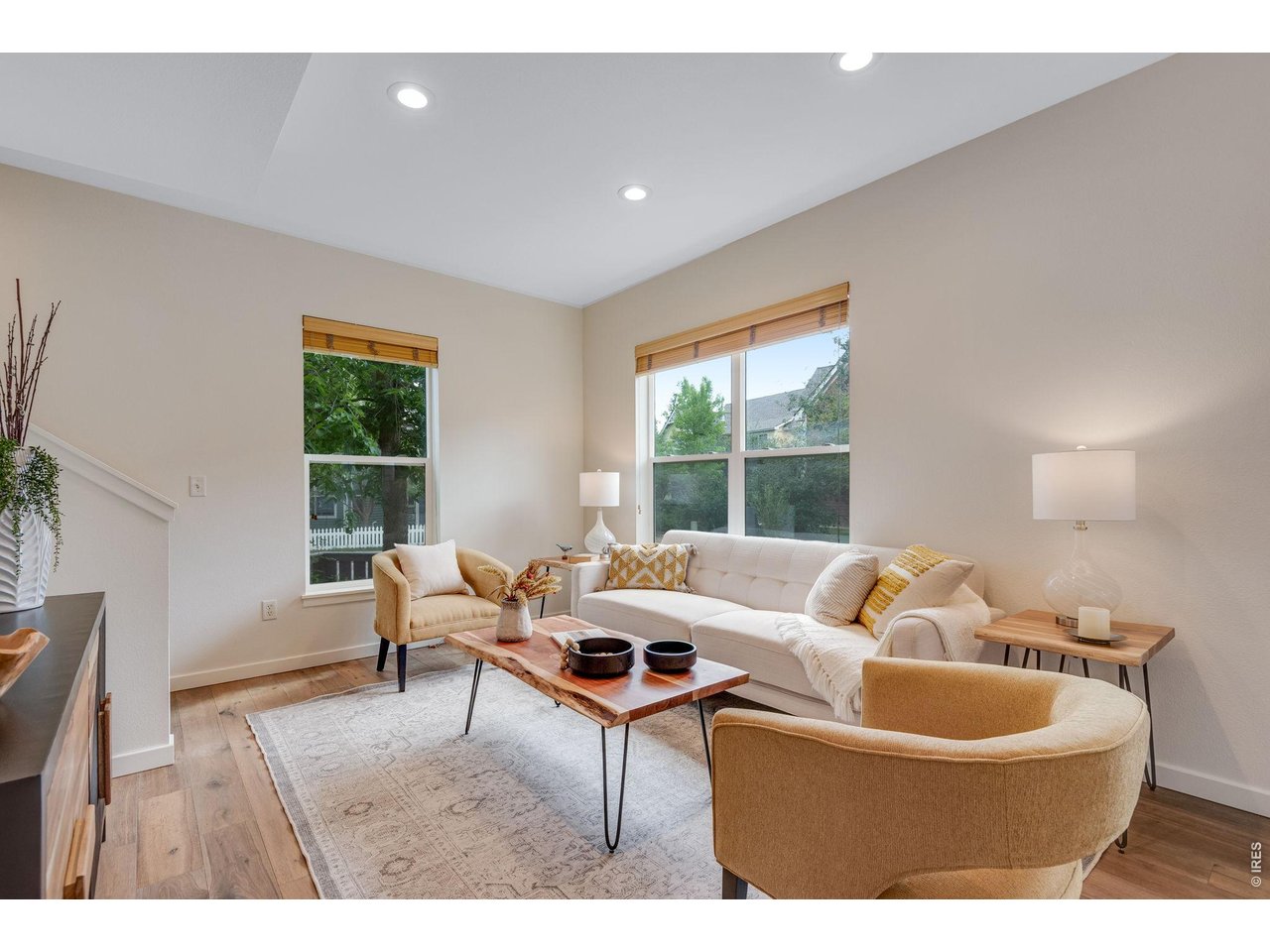 1547 Easy Rider Lane, Unit 101 Boulder, CO 80304 - Photo 11 of 40 Living Room