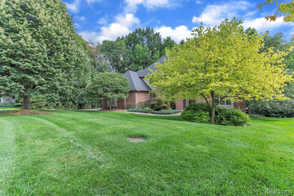 1691 Spring Creek Drive Rochester Hills, MI 48306 - Photo 70 of 78