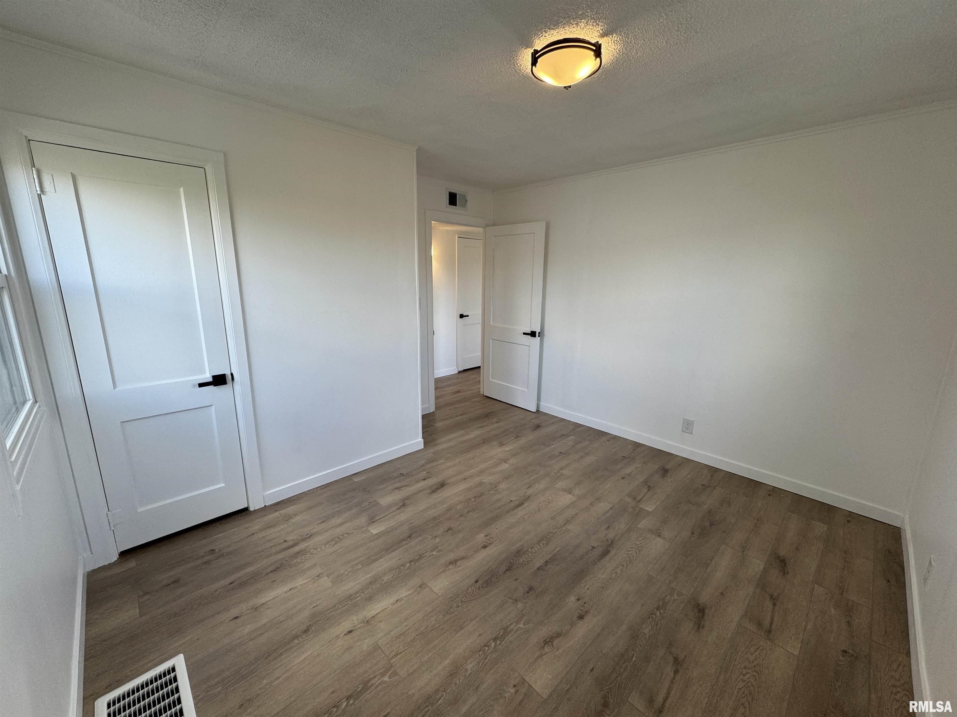 806 West Ridgemont Road Peoria, IL 61614 - Photo 34 of 47 Gallery Image 34