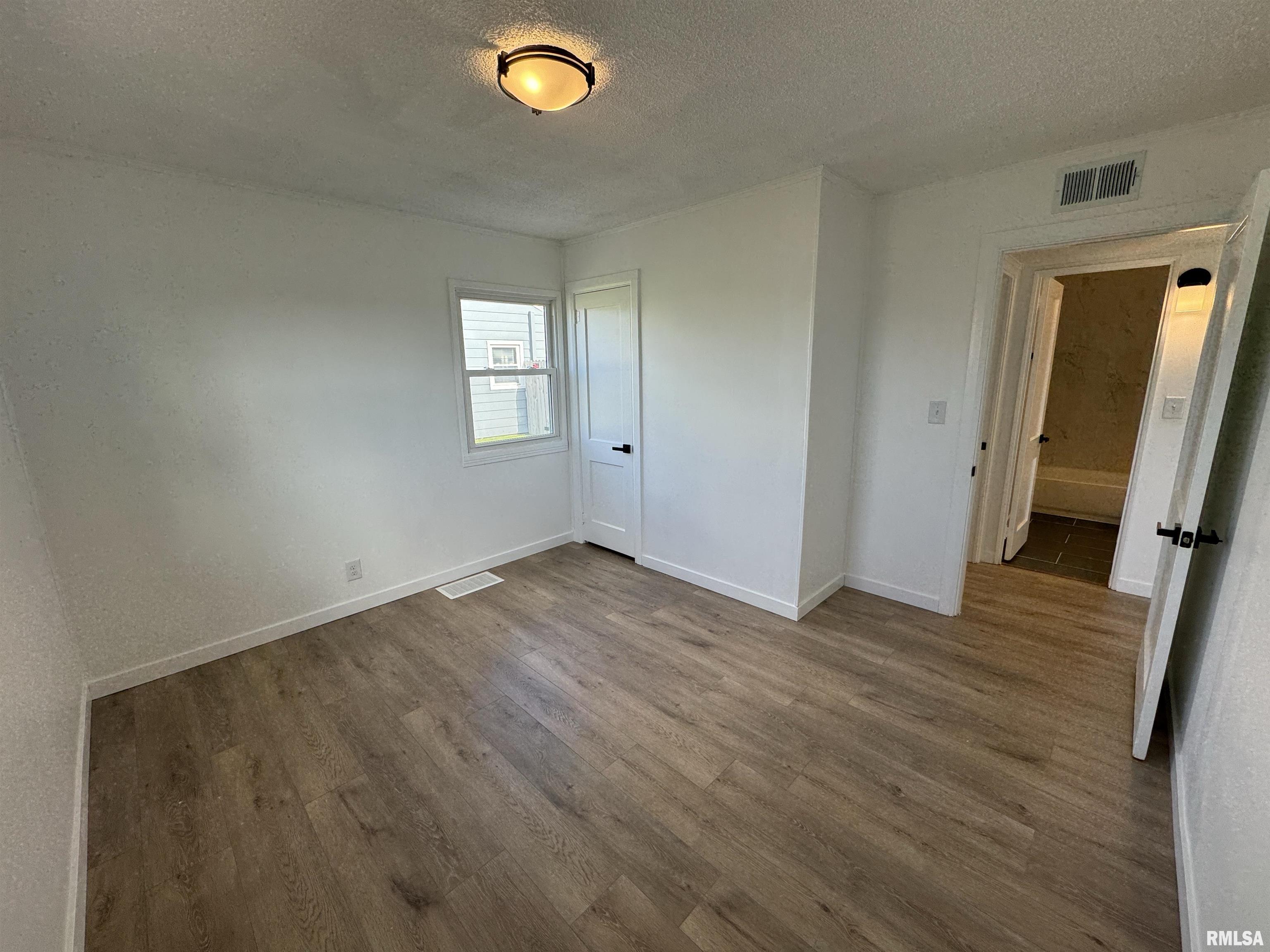 806 West Ridgemont Road Peoria, IL 61614 - Photo 35 of 47 Gallery Image 35
