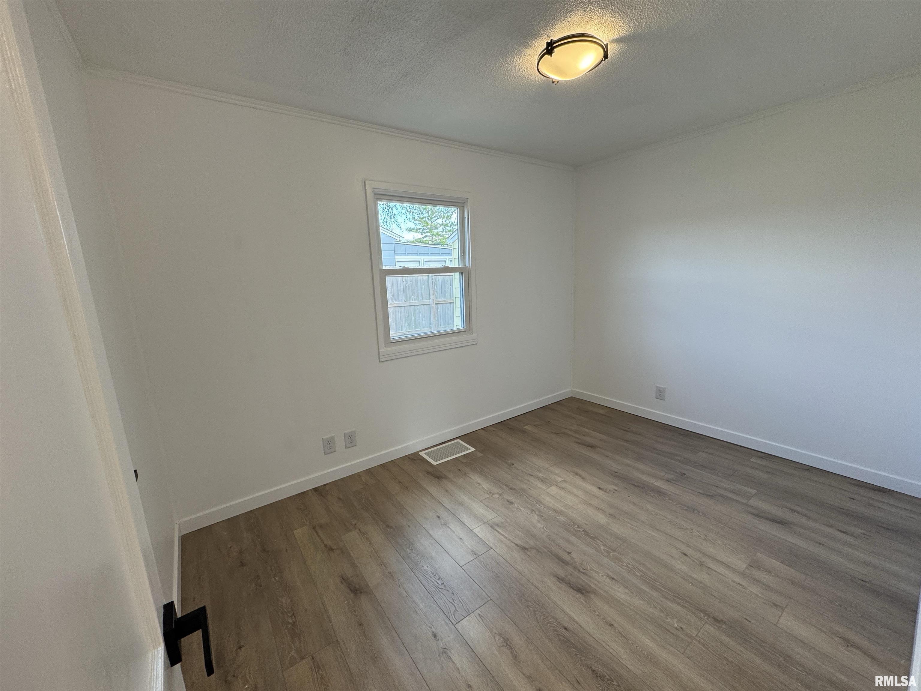 806 West Ridgemont Road Peoria, IL 61614 - Photo 36 of 47 Gallery Image 36