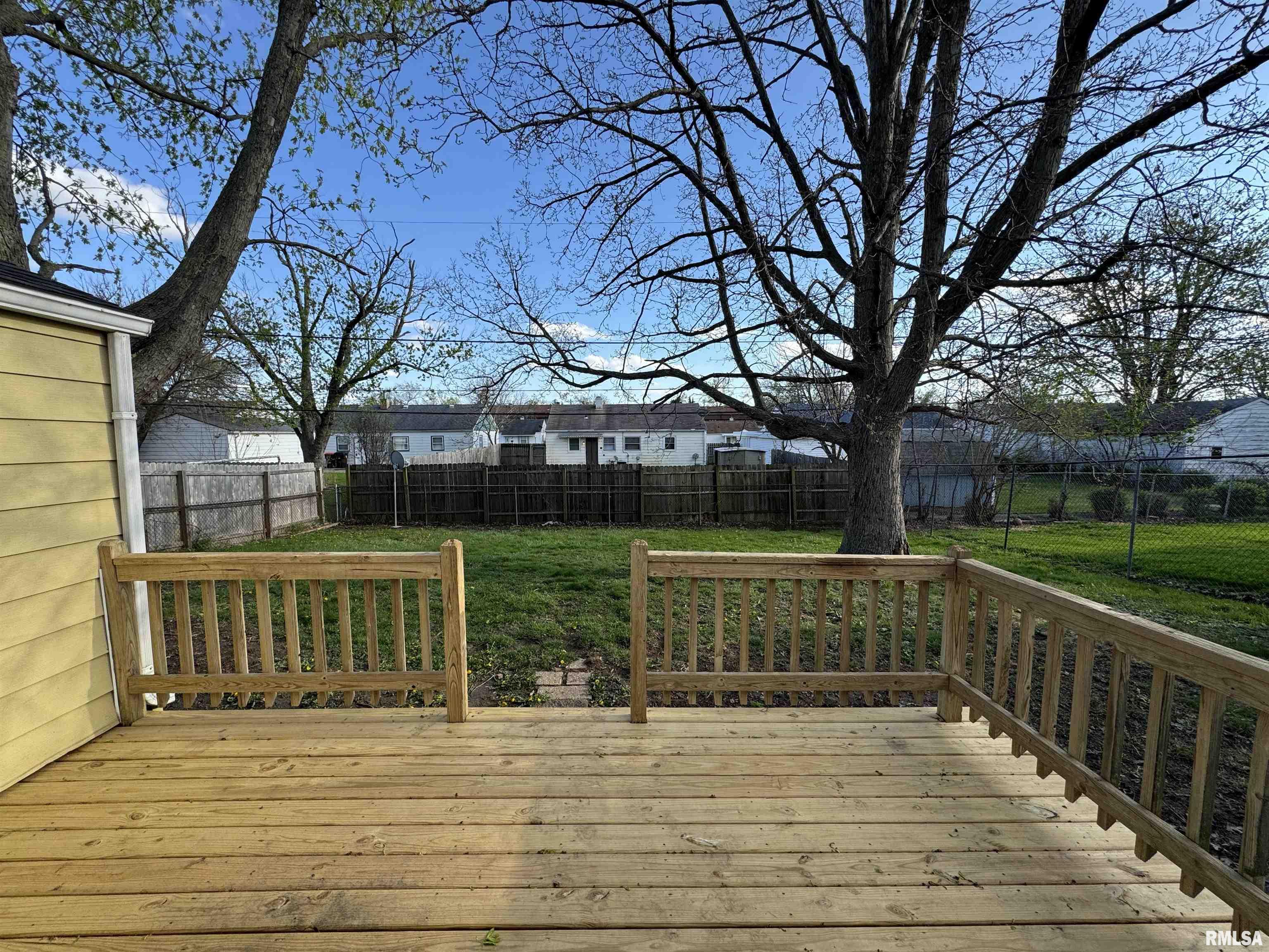 806 West Ridgemont Road Peoria, IL 61614 - Photo 45 of 47 Gallery Image 45