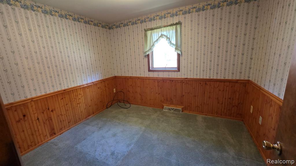 3854 Castle Road North Branch, MI 48461 - Photo 12 of 46