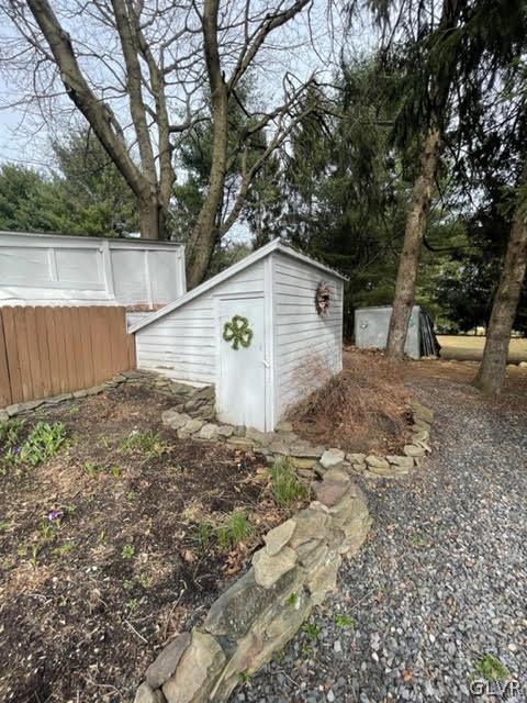 812 Bangor Road Nazareth, PA 18064 - Photo 14 of 28 a backyard of a house