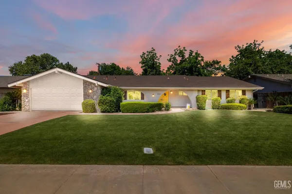 $499,900 | Undisclosed Address, Bakersfield, CA 93301