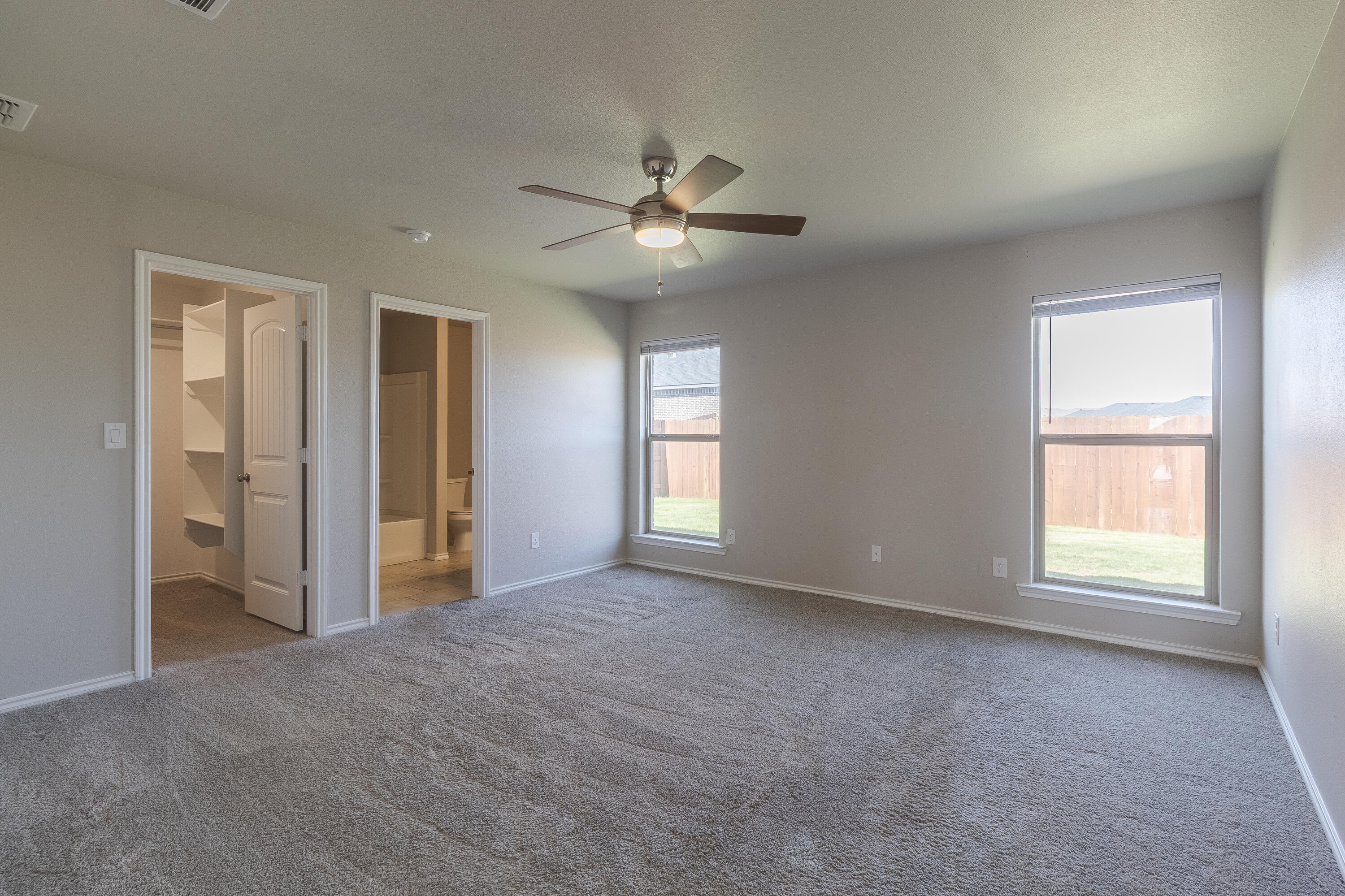 13308 Vernon Avenue Lubbock, TX 79423 - Photo 10 of 24 Mast.Bedroom1