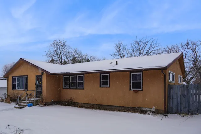 $249,900 | 3012 Willow Drive, La Crosse, WI 54601