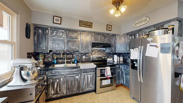 $249,900 | 3012 Willow Drive, La Crosse, WI 54601