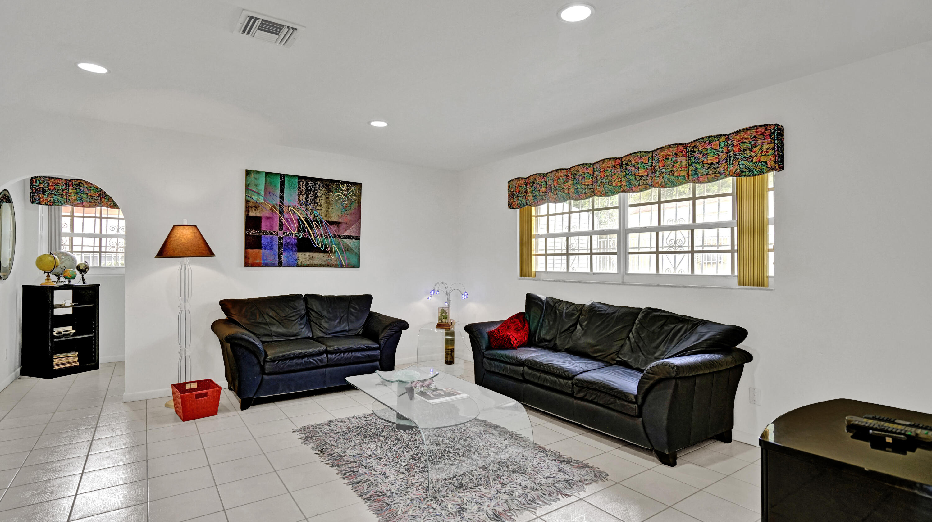 705 West 3rd Street Riviera Beach, FL 33404 - Photo 13 of 53 _DSC5478