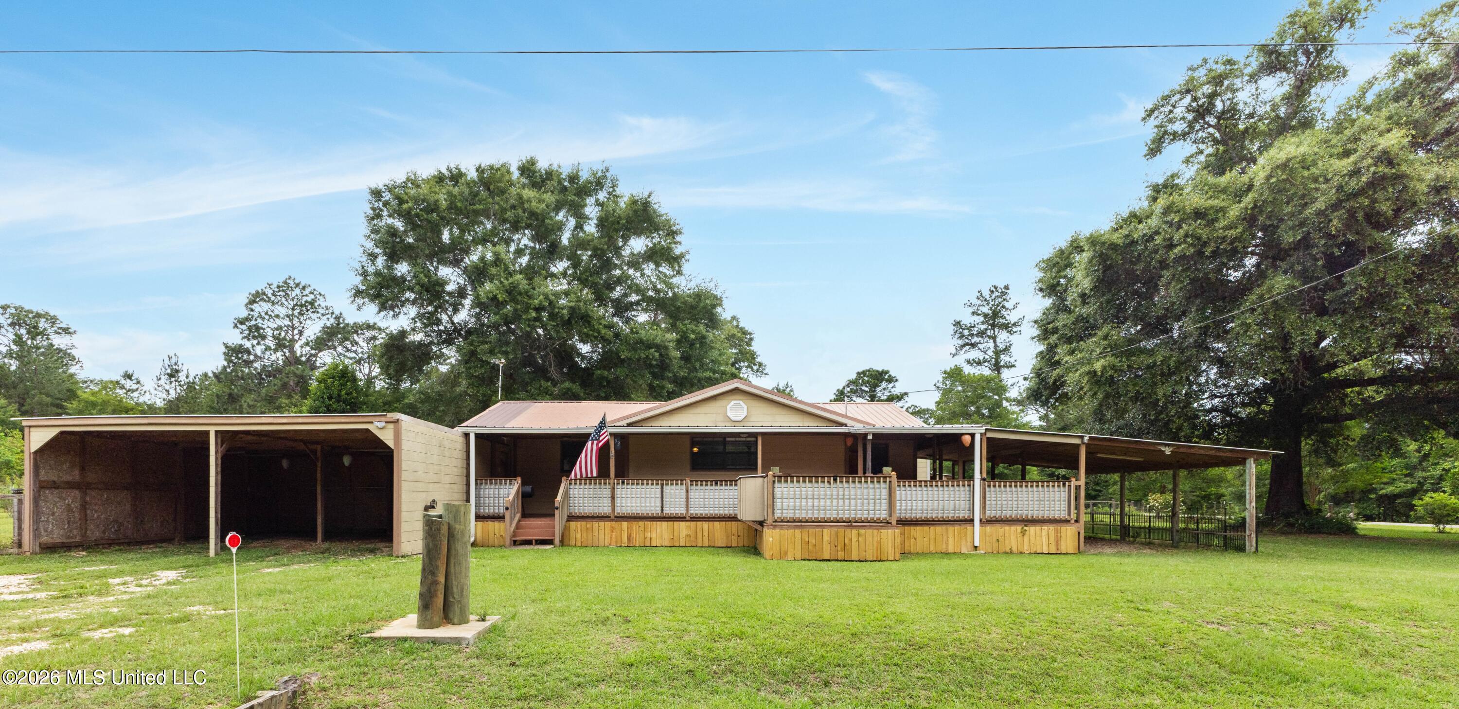 33 Gabe Street Lumberton, MS 39455 - Photo 1 of 47 33_Gabe_Street-1