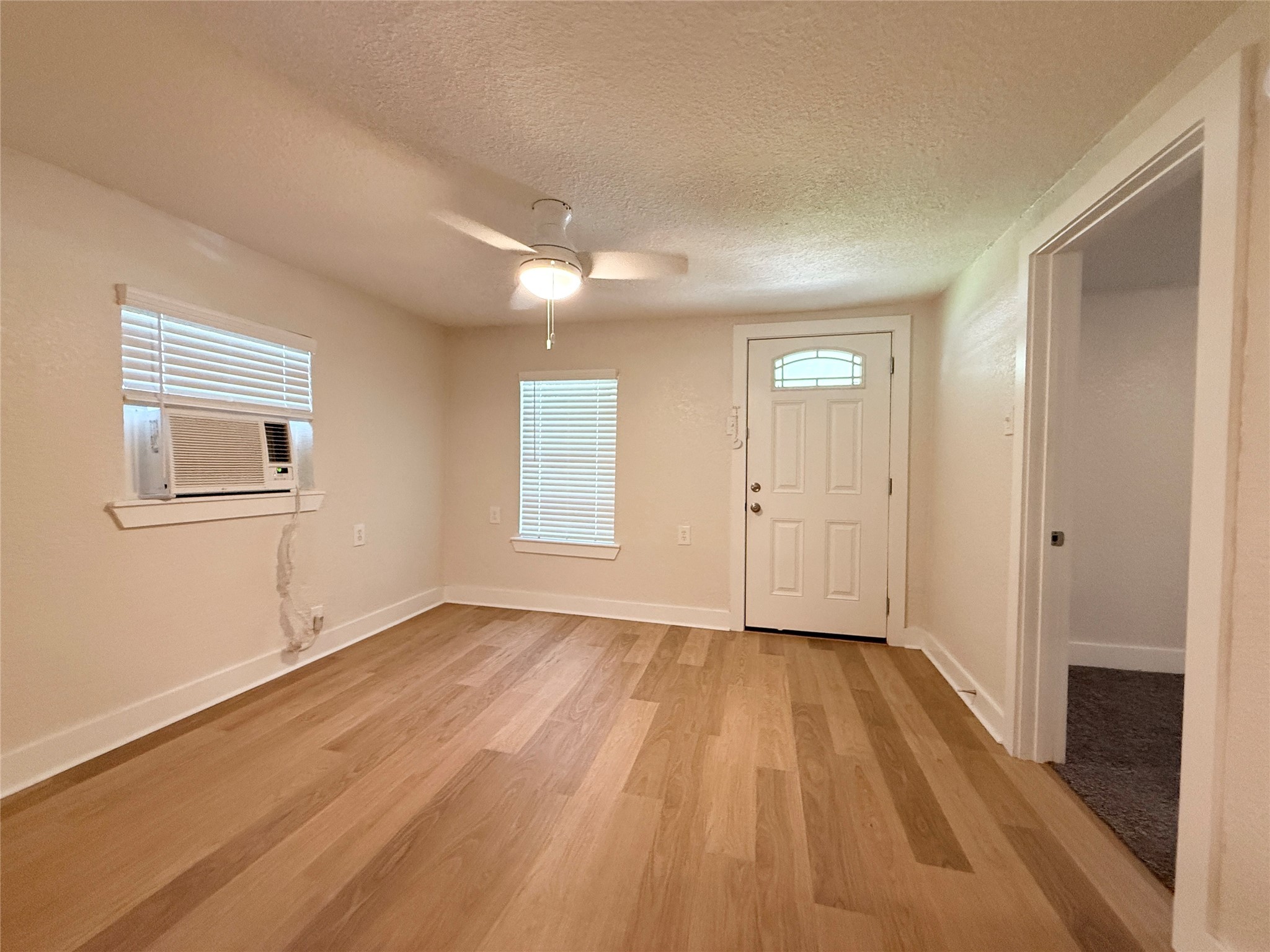 14070 South Highway 288b, Unit 1 Angleton, TX 77515 - Photo 4 of 19