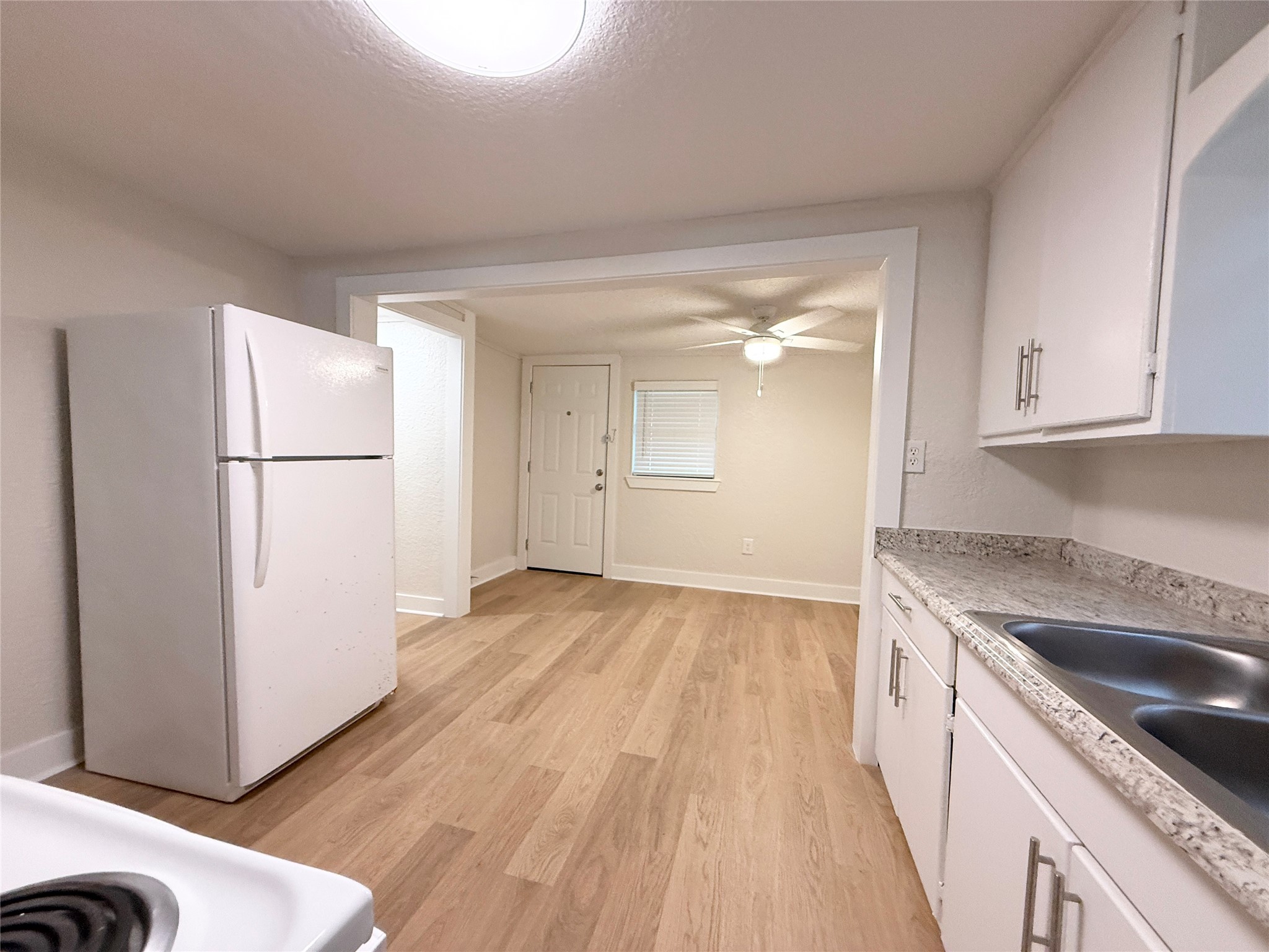 14070 South Highway 288b, Unit 1 Angleton, TX 77515 - Photo 7 of 19