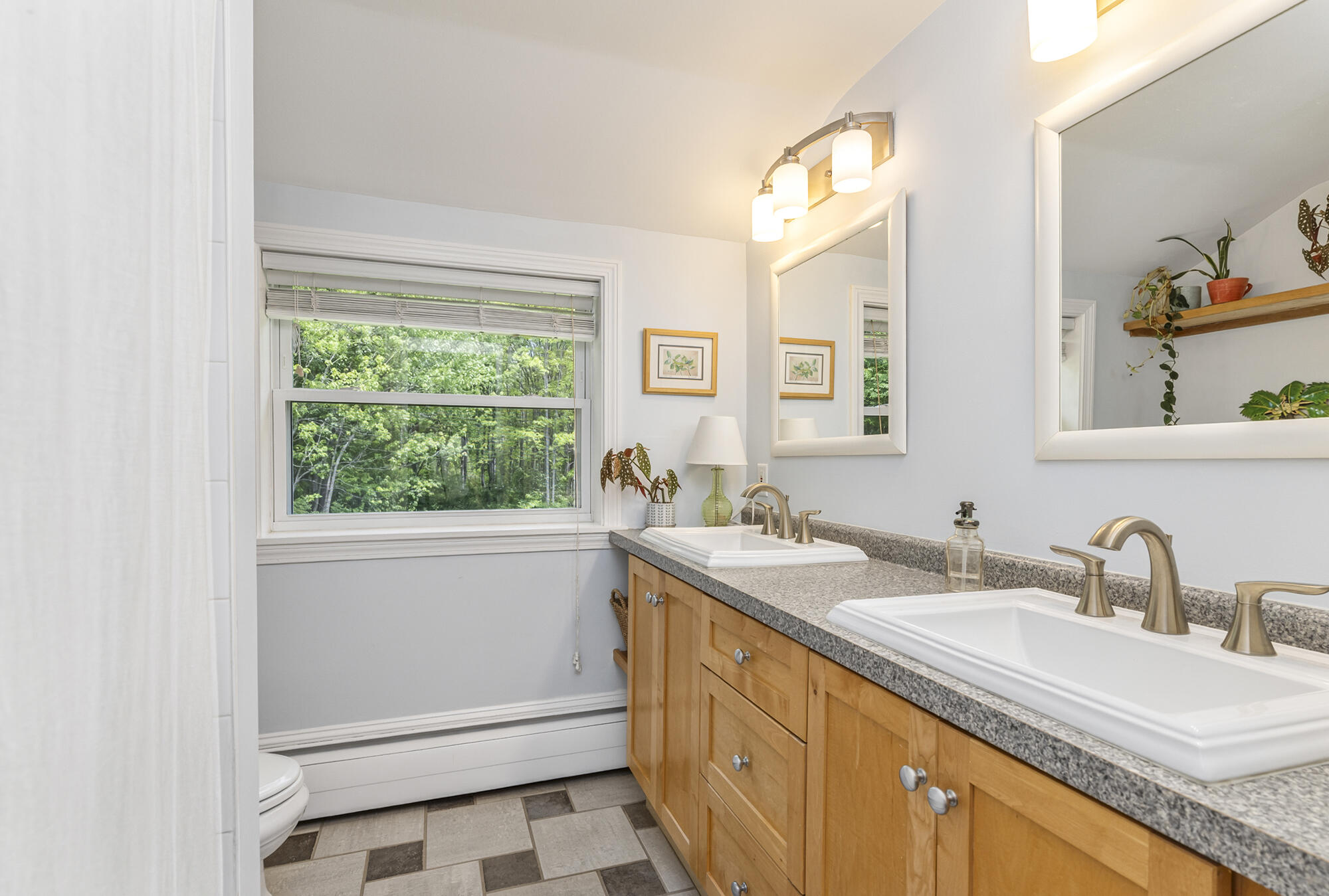381 Ludlow Street Portland, ME 04102 - Photo 30 of 47 381 Ludlow_W5_28