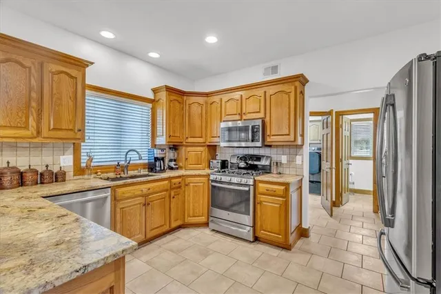 $1,350,000 | 4825 North 123rd Street, Kansas City, KS 66109