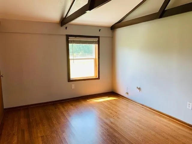 $1,350,000 | 4825 North 123rd Street, Kansas City, KS 66109